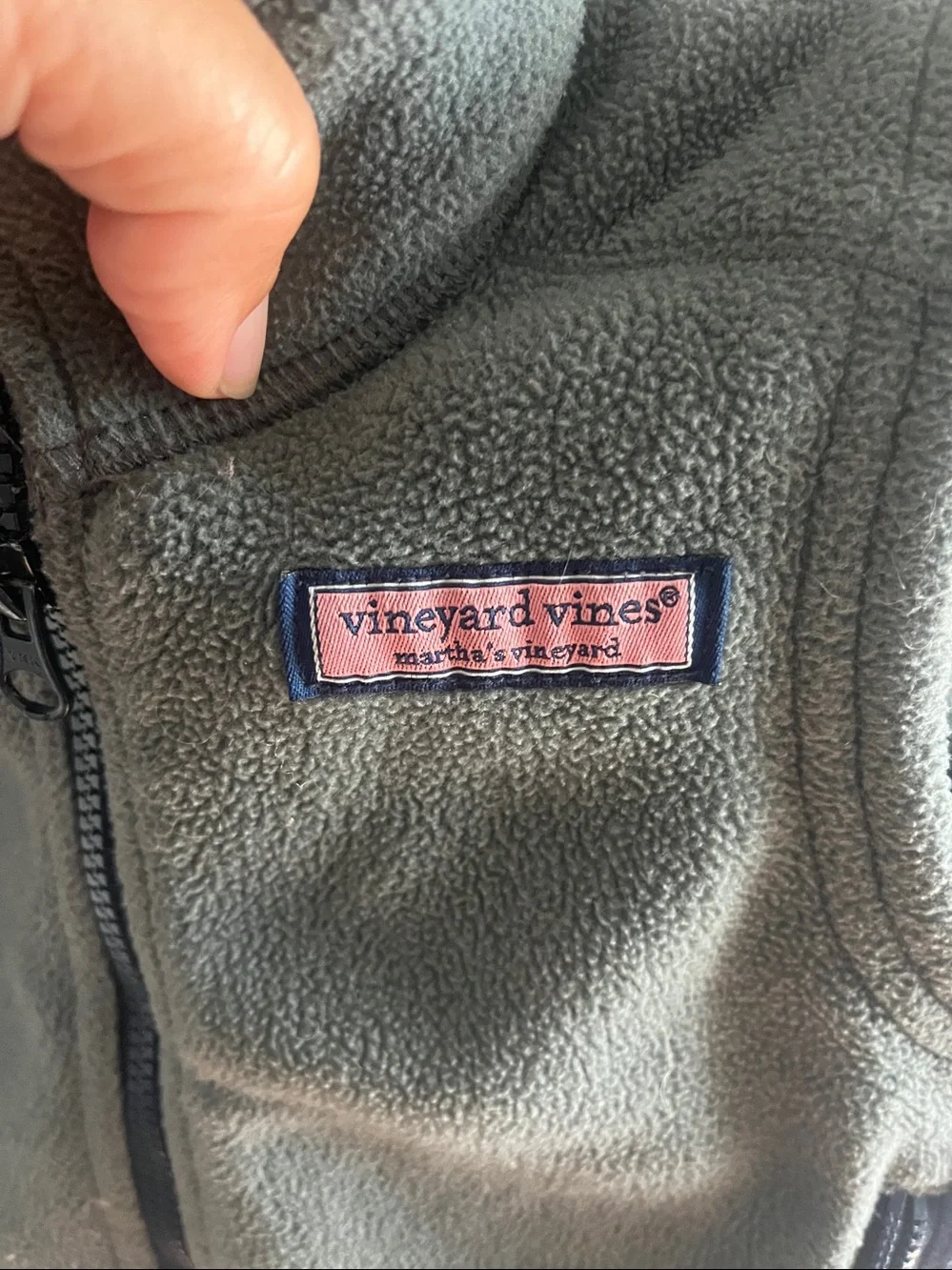 Vineyard Vines Gray and navy Fleece Vest